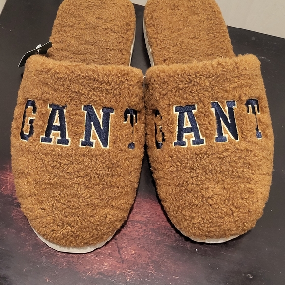 GANT Milton Plush Mule Slipper - Picture 5 of 8